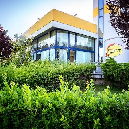 Hotel Select Atessa Екстер'єр фото